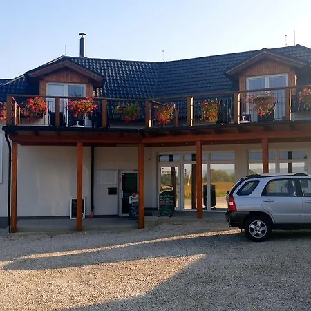 Casa de hóspedes Conti Trencianska Tepla